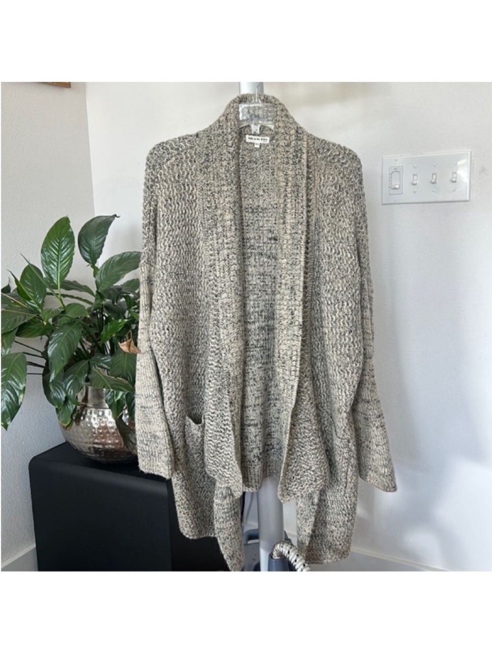 Boho Oversize Knit Sweater cardigan Sz M/L Black White Marled
